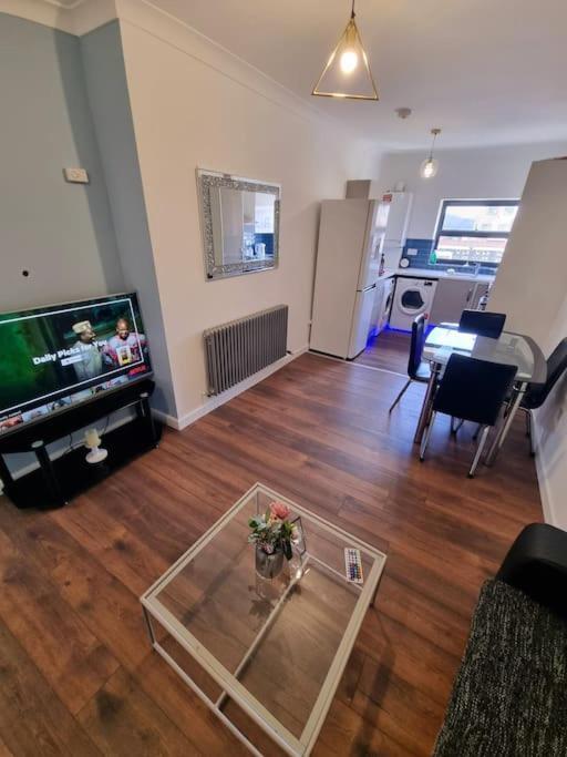 Beautiful Modern Apartment On Wick Lane Londýn Exteriér fotografie
